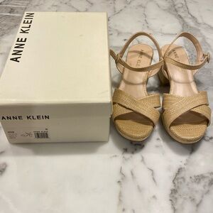 Anne Klein raffia sandal